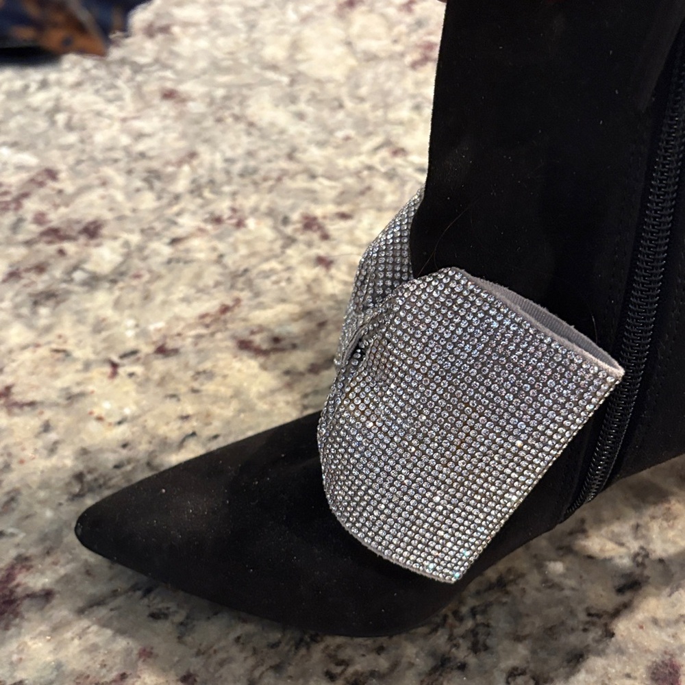 INC International Concepts Black Stiletto Heels with Silver Embellishment - Picture 8 of 9